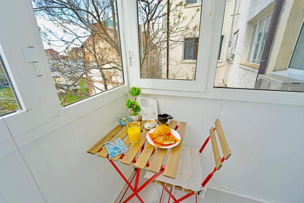 Cozy 1-Bedroom Flat In The Very Center Of Sofia Exterior photo